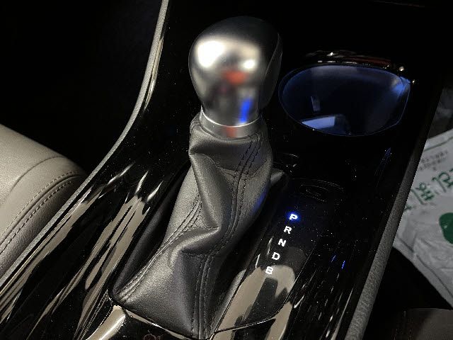 TOYOTA C-HR 2020 Image 31