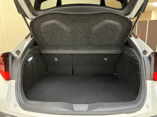 TOYOTA C-HR 2020 Image 31