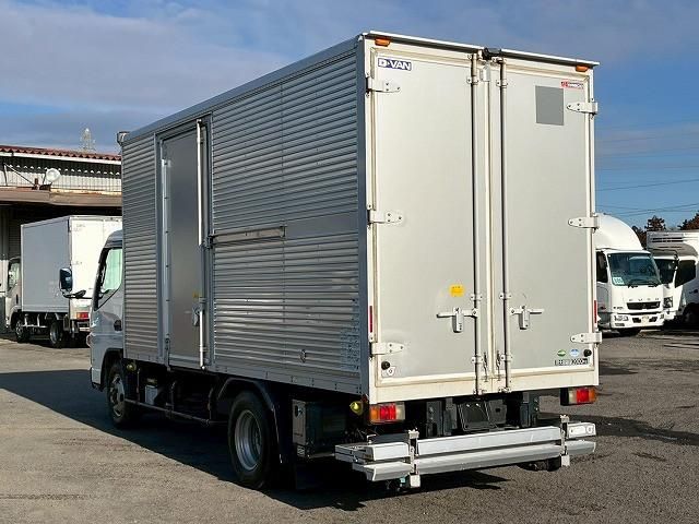MITSUBISHI CANTER 2019 Image 31
