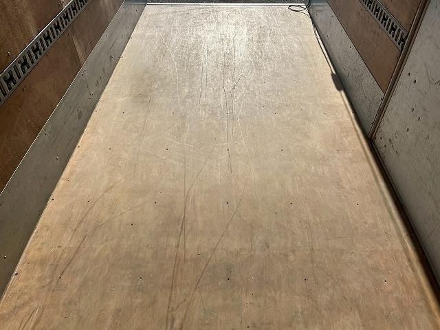 MITSUBISHI CANTER 2019 Image 31