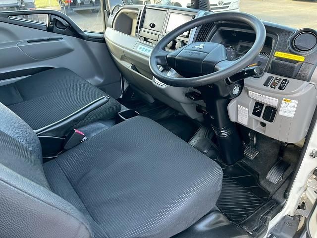 MITSUBISHI CANTER 2019 Image 31