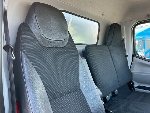 MITSUBISHI CANTER 2019 Image 31