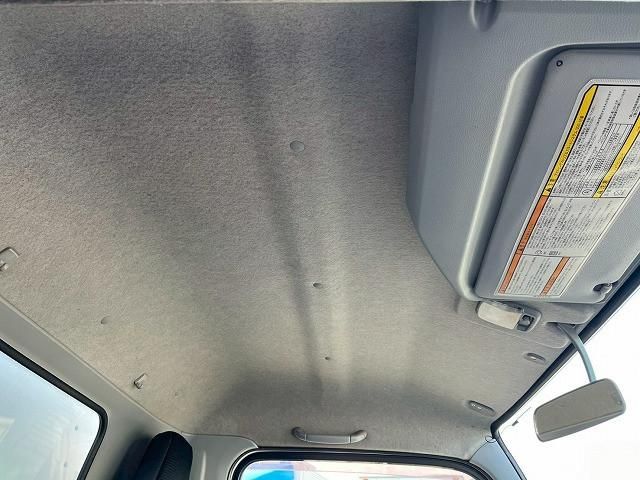 MITSUBISHI CANTER 2019 Image 31