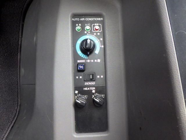 HINO MELPHA 2008 Image 31