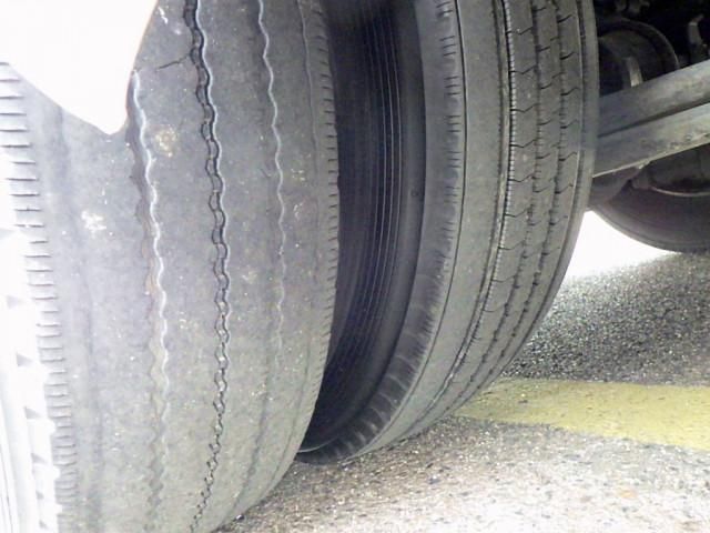 HINO MELPHA 2008 Image 31