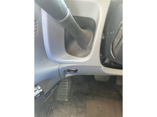 TOYOTA VOXY 2007 Image 31