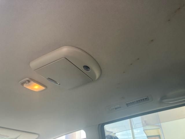 TOYOTA VOXY 2007 Image 31