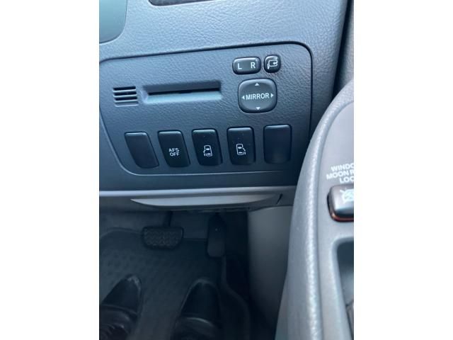 TOYOTA ALPHARD 2006 Image 31