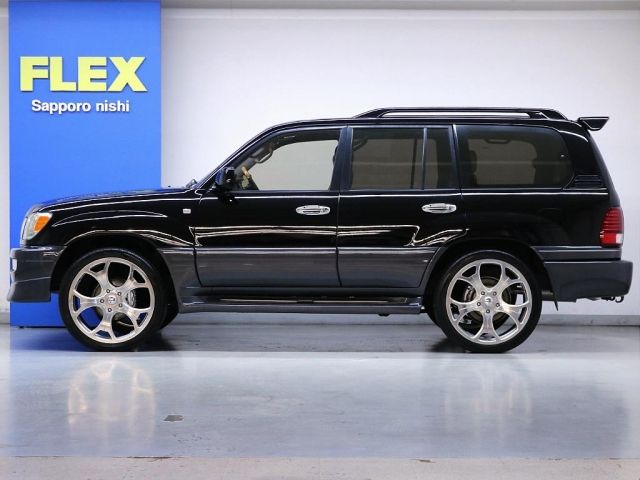 LEXUS LX470 2011 Image 31