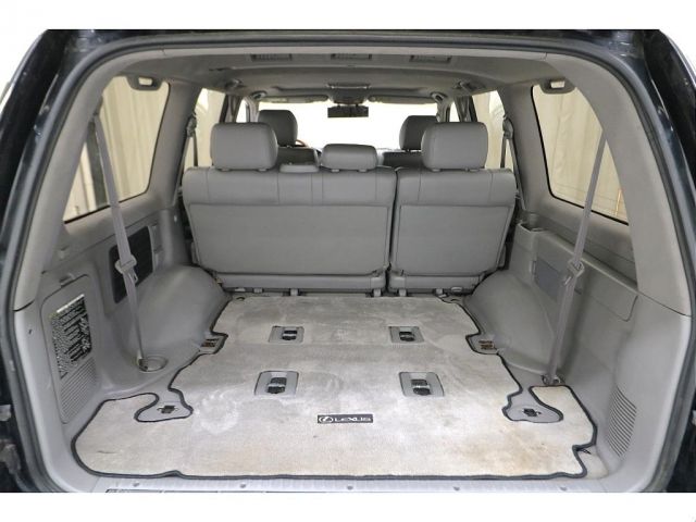 LEXUS LX470 2011 Image 31