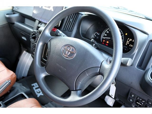 TOYOTA TOWNACE VAN 4WD 2024 Image 31