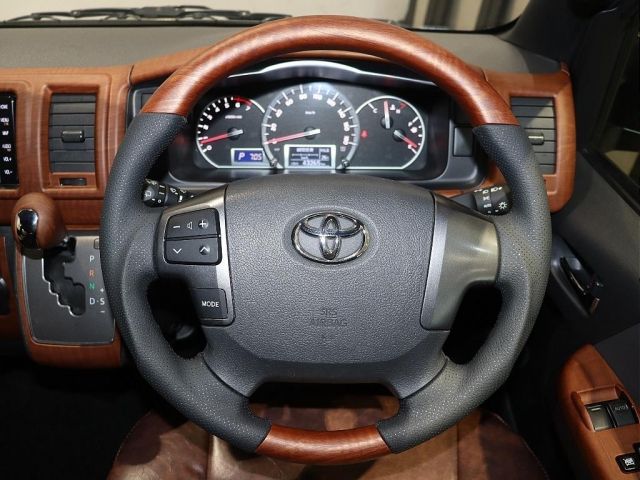 TOYOTA REGIUSACE VAN 4WD 2019 Image 31