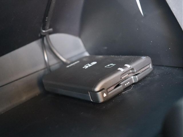 TOYOTA HILUX 4WD 2022 Image 31