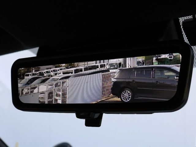 TOYOTA HIACE VAN 2WD 2022 Image 31