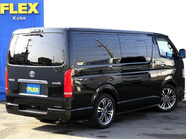 TOYOTA HIACE VAN 2WD 2022 Image 31