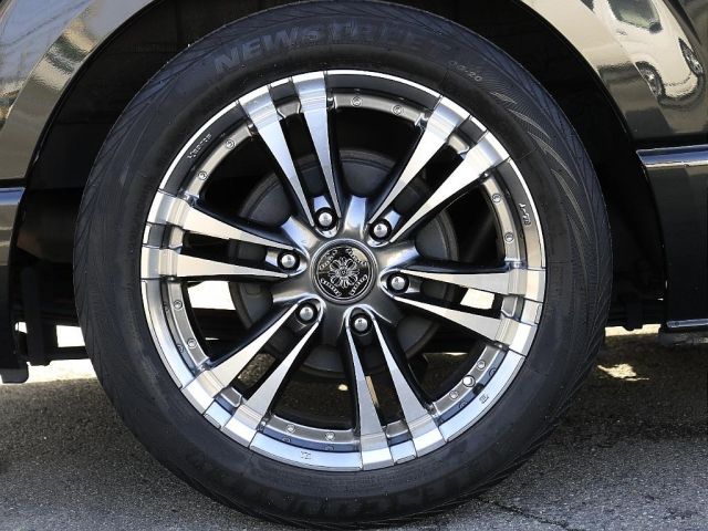 TOYOTA HIACE VAN 2WD 2022 Image 31