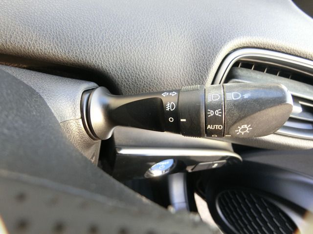 TOYOTA PRIUS 2016 Image 31