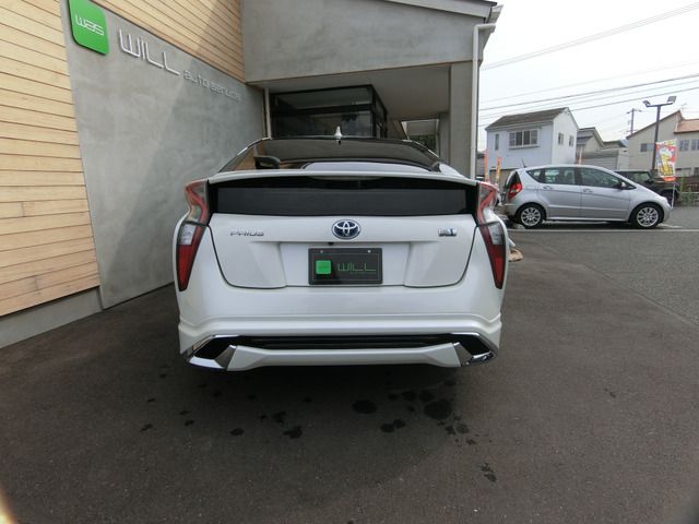 TOYOTA PRIUS 2016 Image 31