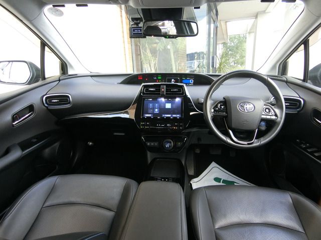 TOYOTA PRIUS 2021 Image 31