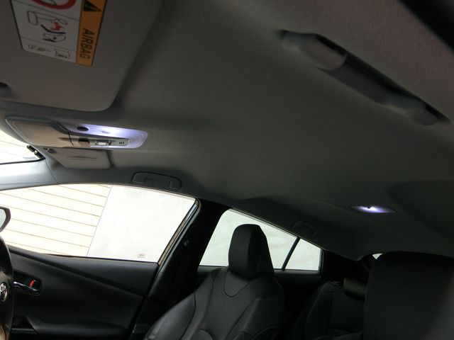 TOYOTA PRIUS 2021 Image 31