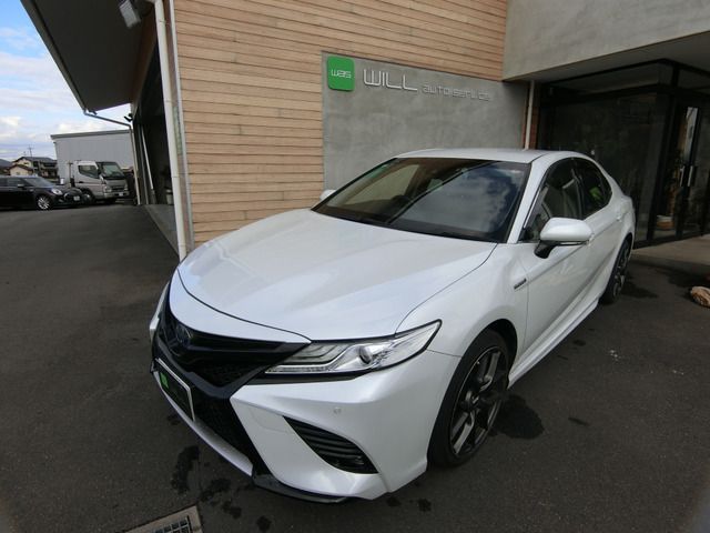TOYOTA CAMRY HYBRID 2018 Image 31