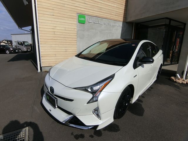 TOYOTA PRIUS 2018 Image 31
