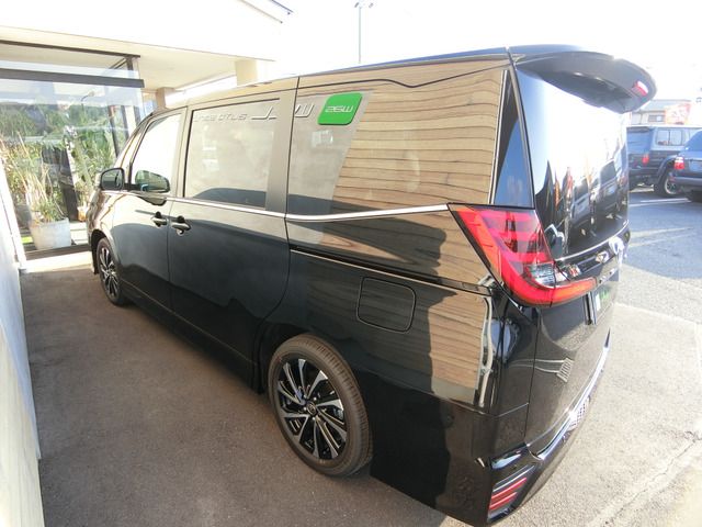 TOYOTA NOAH HYBRID 2026 Image 31