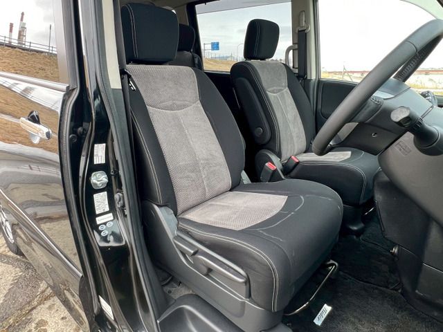 NISSAN SERENA  WG 4WD 2014 Image 31