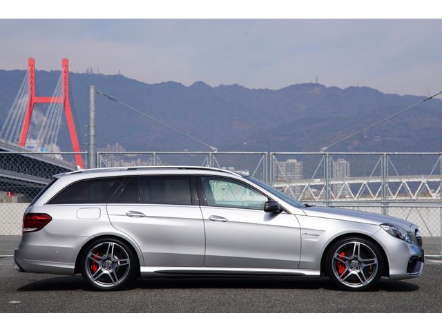 AMG E CLASS STATIONW 2014 Image 31