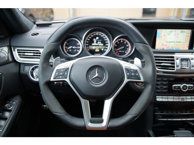 AMG E CLASS STATIONW 2014 Image 31