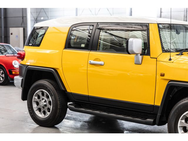 TOYOTA FJ CRUISER 4WD 2015 Image 31