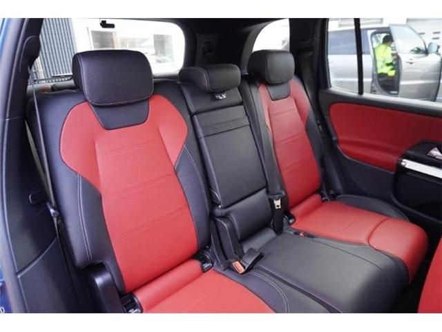 MERCEDES BENZ GLB 2023 Image 31