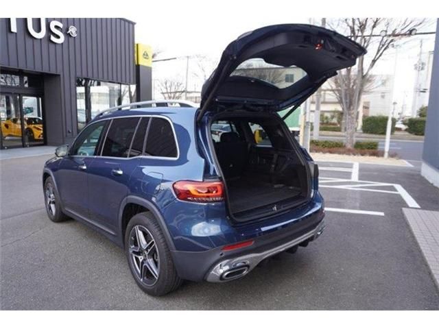 MERCEDES BENZ GLB 2023 Image 31