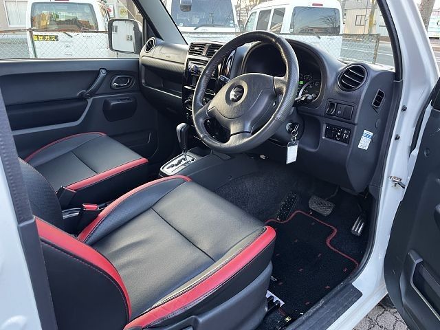 SUZUKI JIMNY 4WD 2013 Image 31