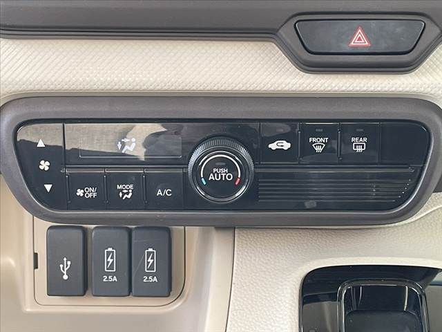 HONDA N BOX 2019 Image 31