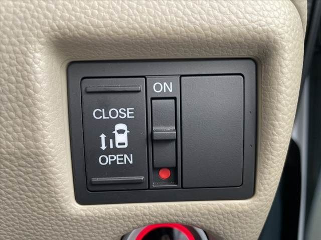 HONDA N BOX 2019 Image 31