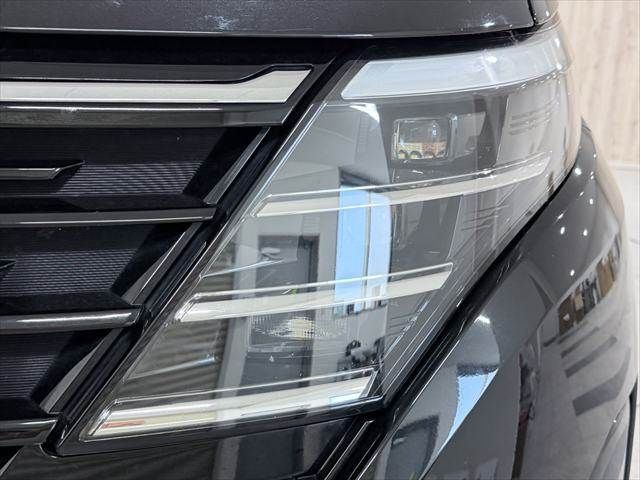 NISSAN SERENA  WG 2023 Image 31