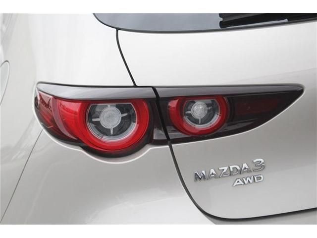 MAZDA 3 FASTBACK 2023 Image 31