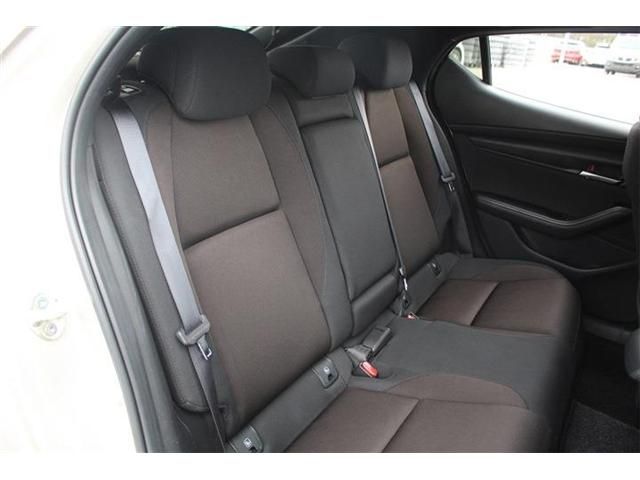 MAZDA 3 FASTBACK 2023 Image 31