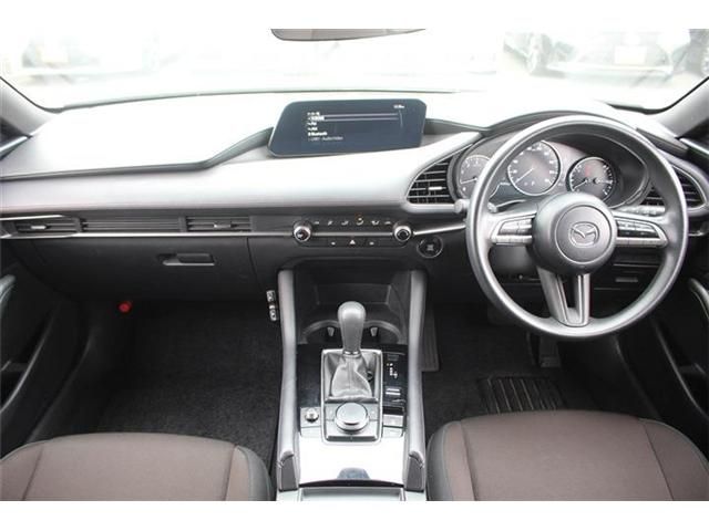 MAZDA 3 FASTBACK 2023 Image 31