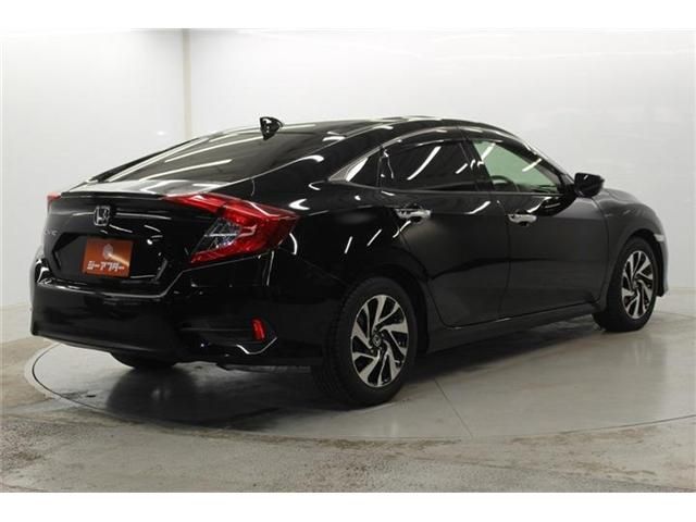 HONDA CIVIC SEDAN 2019 Image 31