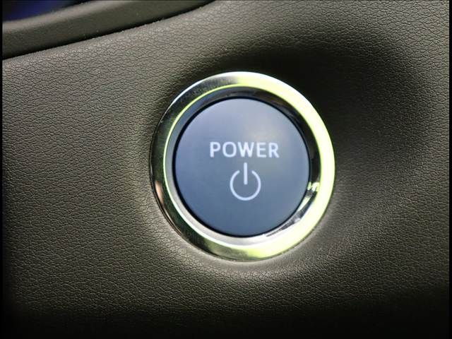 TOYOTA CROWN SEDAN HYBRID 2022 Image 31