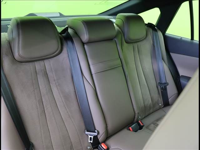 TOYOTA CROWN SEDAN HYBRID 2022 Image 31