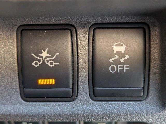 NISSAN NV350 CARAVAN 4WD 2020 Image 31