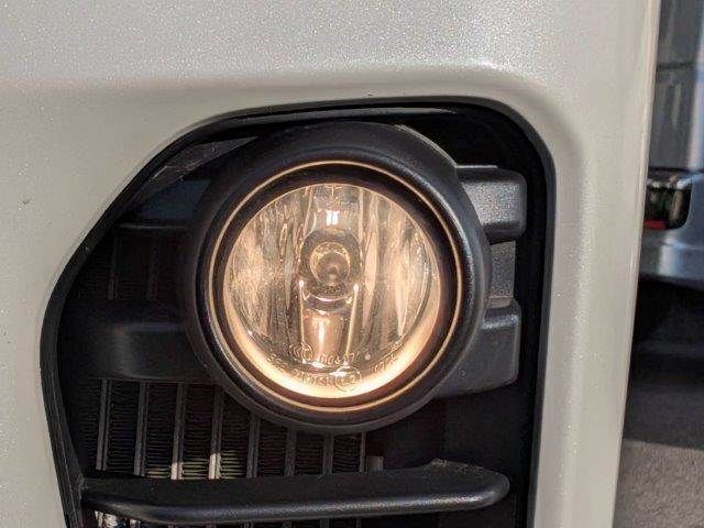 NISSAN NV350 CARAVAN 4WD 2020 Image 31