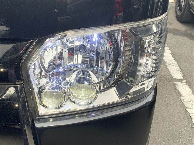 TOYOTA HIACE VAN 4WD 2017 Image 31