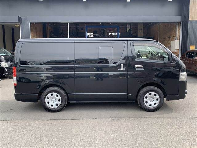 TOYOTA HIACE VAN 4WD 2017 Image 31