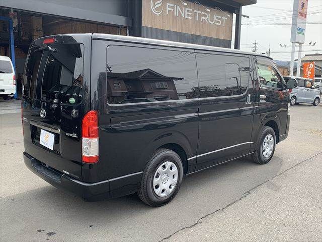 TOYOTA HIACE VAN 4WD 2017 Image 31