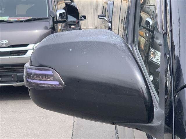 TOYOTA HIACE VAN 4WD 2017 Image 31