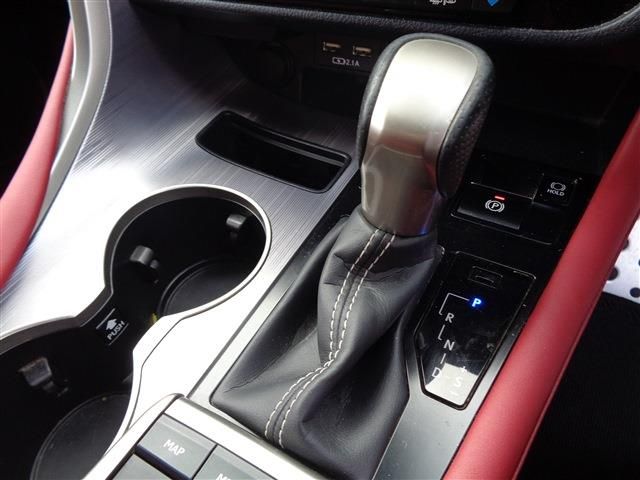 TOYOTA LEXUS RX450H 2WD 2020 Image 31